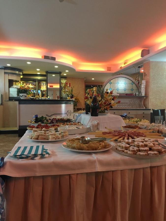 Albergo Ristorante Il Delfino Novara Buitenkant foto