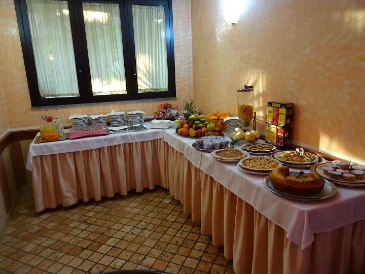 Albergo Ristorante Il Delfino Novara Buitenkant foto