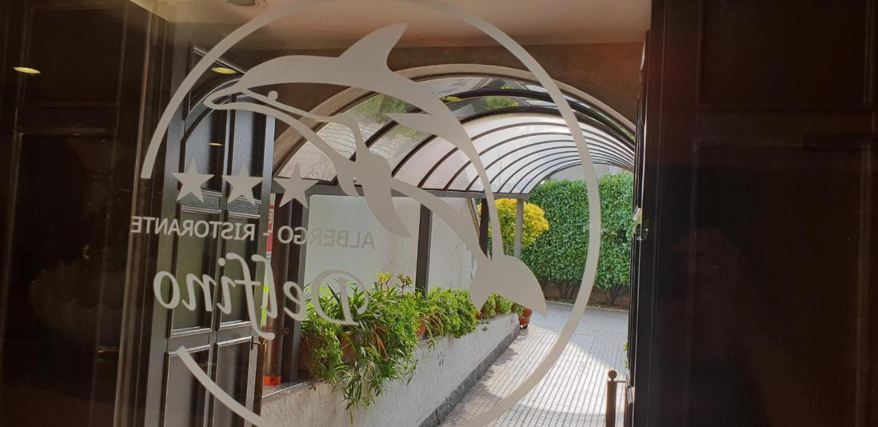 Albergo Ristorante Il Delfino Novara Buitenkant foto